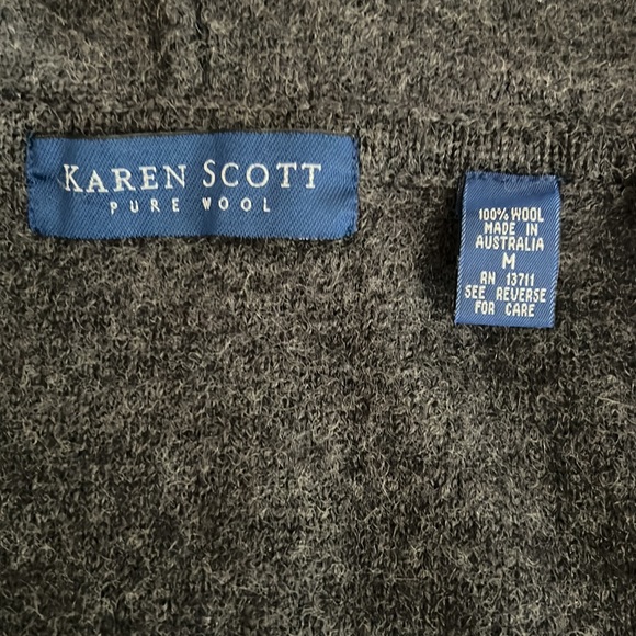 Karen Scott Pure Wool Hooded Sweater - Picture 5 of 6